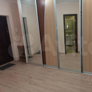 Сдается 1-комнатная квартира, 42 м²