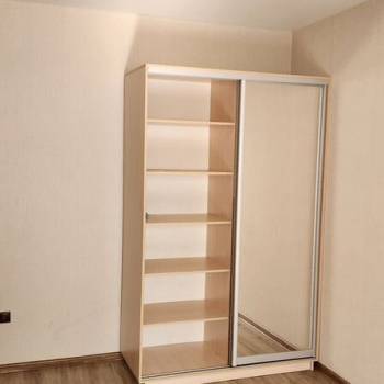 Продается 1-комнатная квартира, 36 м²
