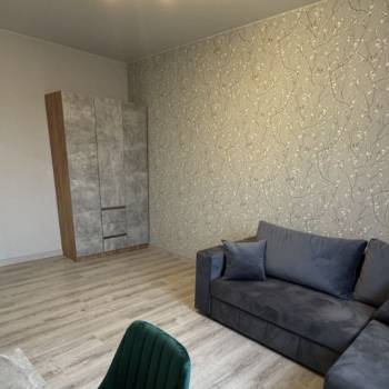 Сдается 1-комнатная квартира, 35 м²