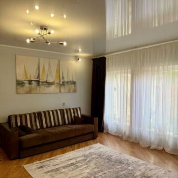 Продается Дом, 368 м²