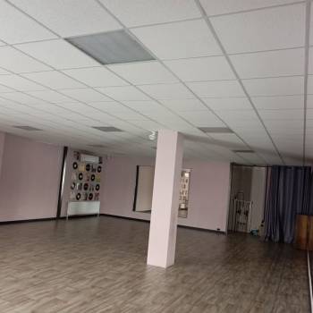 Сдается Нежилое помещение, 162 м²