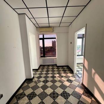 Сдается Нежилое помещение, 18 м²