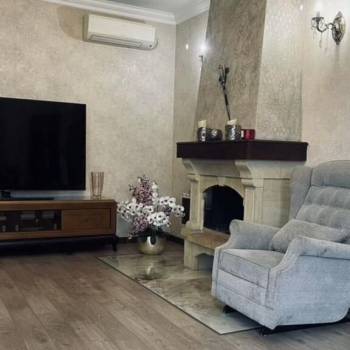 Продается Дом, 210 м²