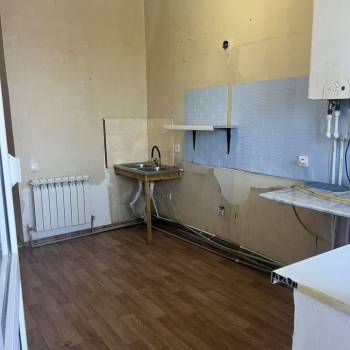 Продается 1-комнатная квартира, 36 м²