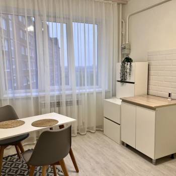 Продается 1-комнатная квартира, 32 м²