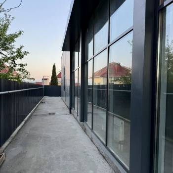 Сдается Торговое помещение, 340 м²