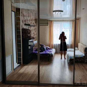 Продается 1-комнатная квартира, 32 м²