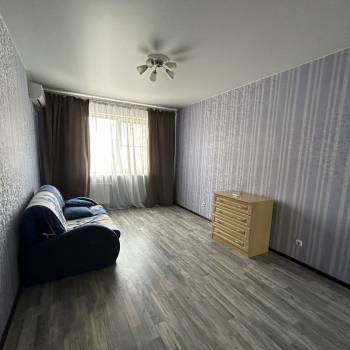 Сдается 1-комнатная квартира, 43 м²