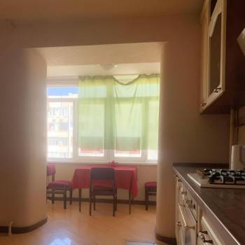 Сдается 2-х комнатная квартира, 85 м²