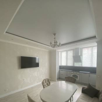 Сдается 1-комнатная квартира, 64 м²