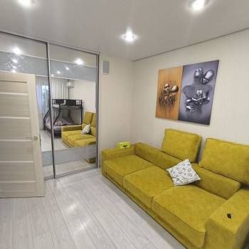 Продается 1-комнатная квартира, 47 м²