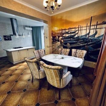 Продается Дом, 389 м²