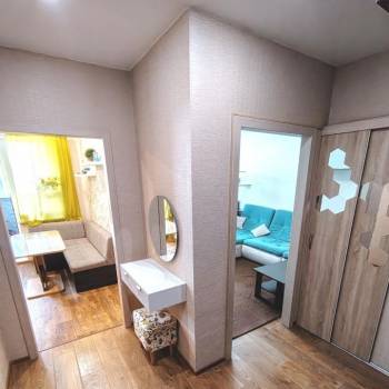 Продается 1-комнатная квартира, 42,4 м²