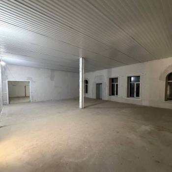 Сдается Нежилое помещение, 380 м²