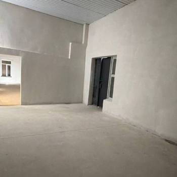 Сдается Нежилое помещение, 380 м²
