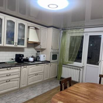 Продается Многокомнатная квартира, 94,2 м²