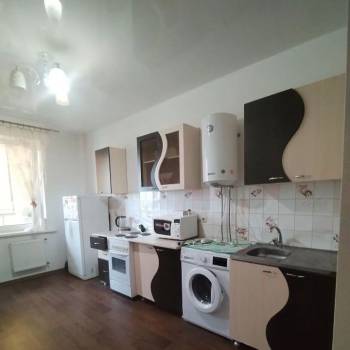 Сдается 1-комнатная квартира, 43 м²
