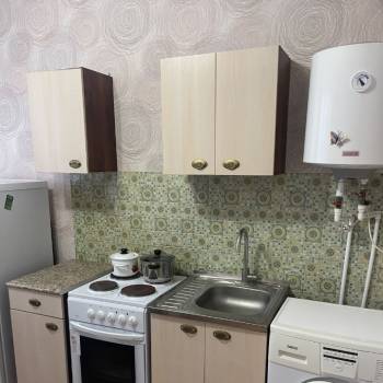 Продается 1-комнатная квартира, 35 м²