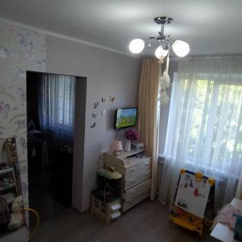 Продается Многокомнатная квартира, 77,7 м²