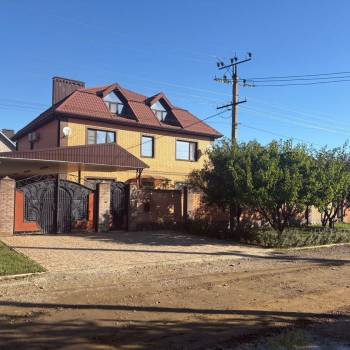 Продается Дом, 320 м²
