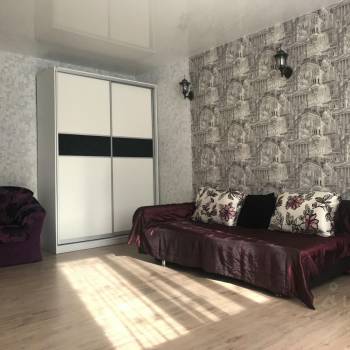 Сдается 1-комнатная квартира, 50 м²