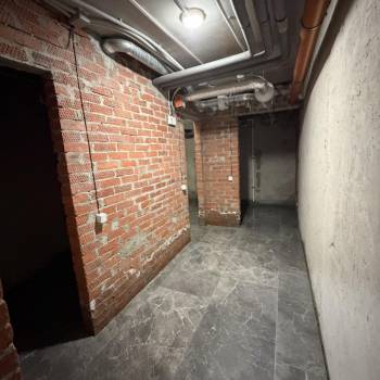 Сдается Нежилое помещение, 155 м²