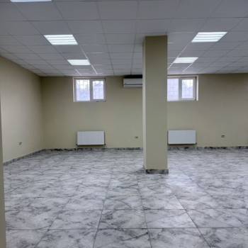 Продается Нежилое помещение, 139 м²