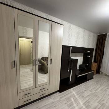 Продается 1-комнатная квартира, 32 м²