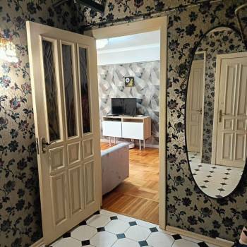 Продается Многокомнатная квартира, 66,6 м²