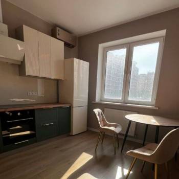 Продается 1-комнатная квартира, 38,5 м²