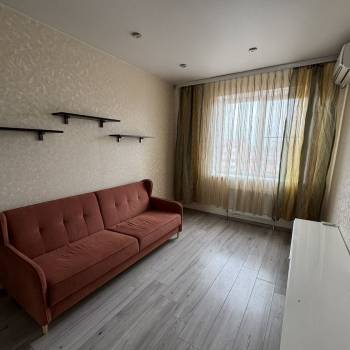 Продается 1-комнатная квартира, 32 м²