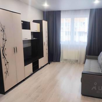 Сдается 1-комнатная квартира, 46 м²