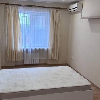 Продается 1-комнатная квартира, 32,9 м²