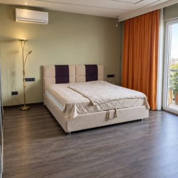 Продается 2-х комнатная квартира, 73,7 м²
