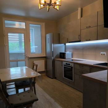 Продается 1-комнатная квартира, 39 м²