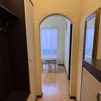 Продается 1-комнатная квартира, 44 м²