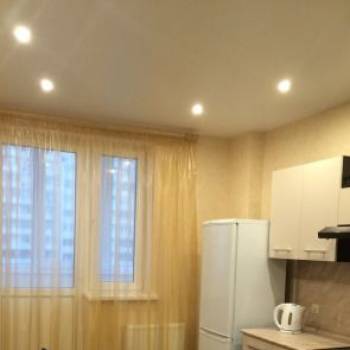 Сдается 1-комнатная квартира, 52 м²