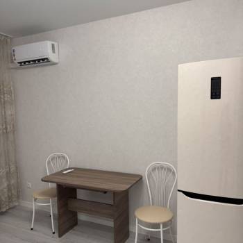 Сдается 1-комнатная квартира, 44 м²