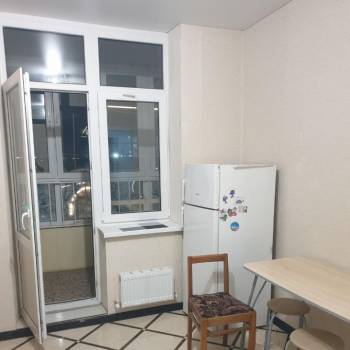 Сдается 1-комнатная квартира, 42,2 м²