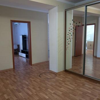Сдается 2-х комнатная квартира, 76,6 м²