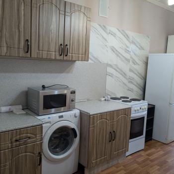 Сдается 2-х комнатная квартира, 76,6 м²
