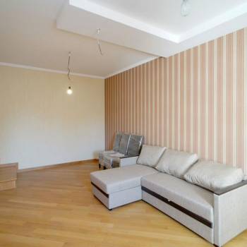 Продается Дом, 317 м²