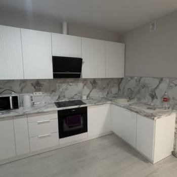Сдается 1-комнатная квартира, 56 м²
