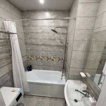 Сдается 2-х комнатная квартира, 62 м²