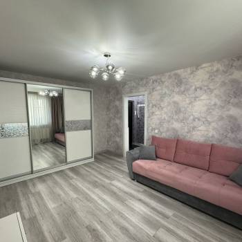 Сдается 1-комнатная квартира, 37 м²