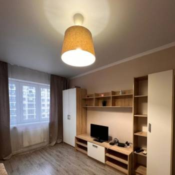 Сдается 1-комнатная квартира, 37 м²