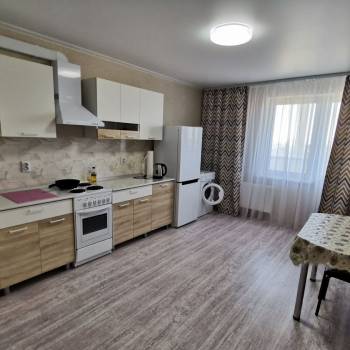 Сдается 2-х комнатная квартира, 65 м²