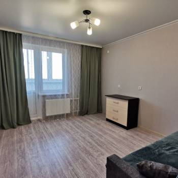 Сдается 2-х комнатная квартира, 65 м²