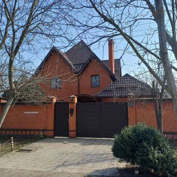 Продается Дом, 240 м²