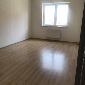Сдается 2-х комнатная квартира, 82 м²